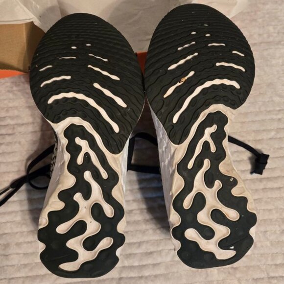 Nike Interact Run Shoes - Picture 4 of 7